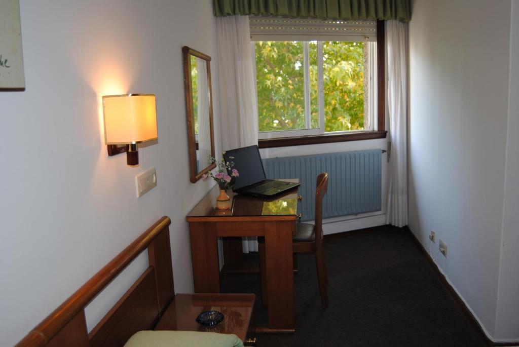 Hostal Palas A Coruna Bagian luar foto