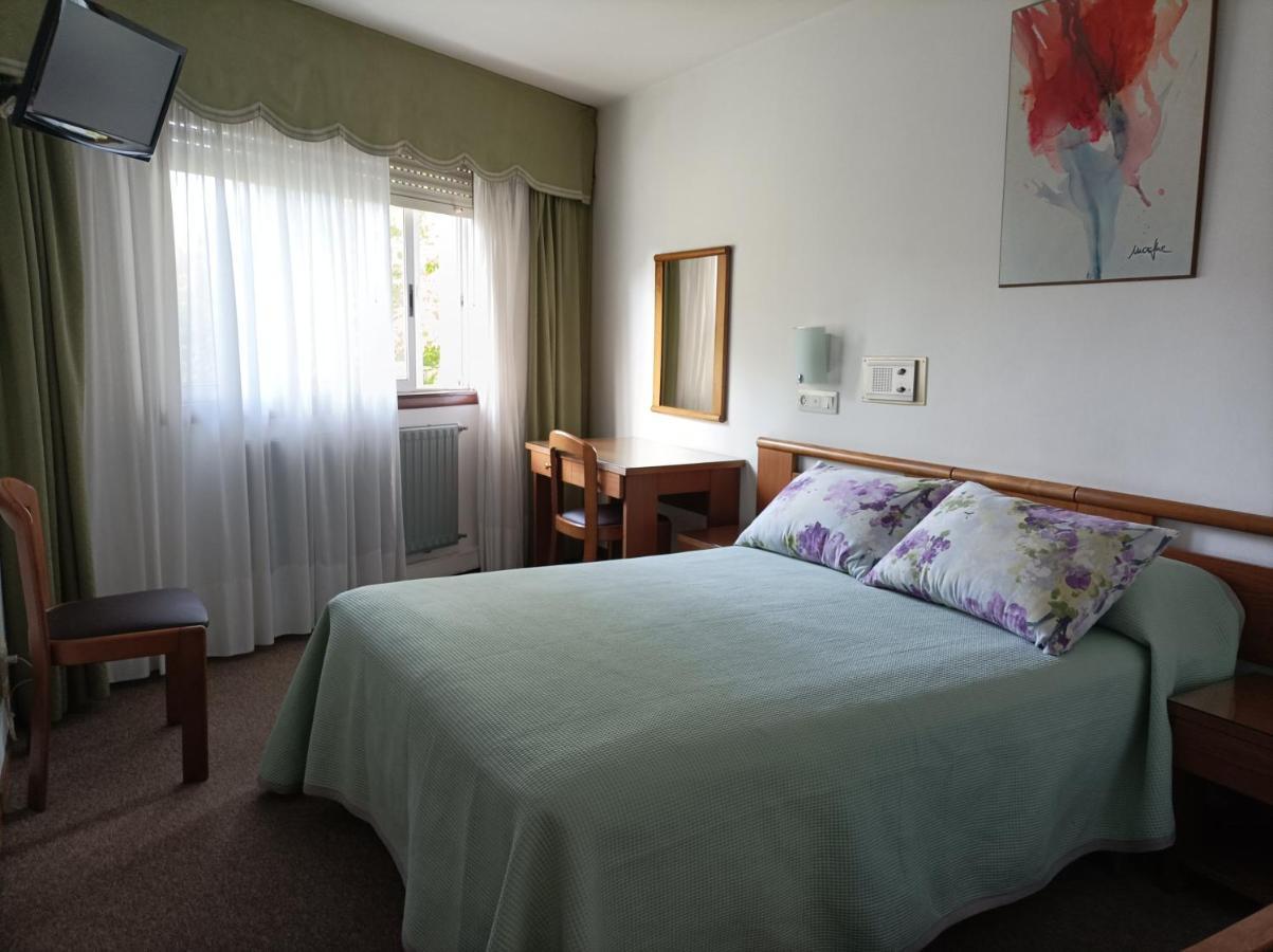 Hostal Palas A Coruna Bagian luar foto
